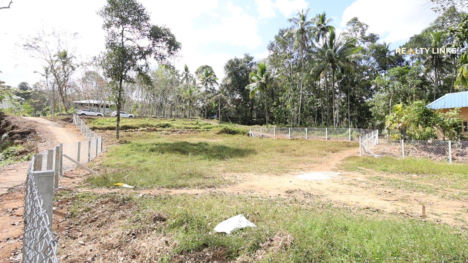 20cent plot 2 Acre land for sale in neyyatikara 
