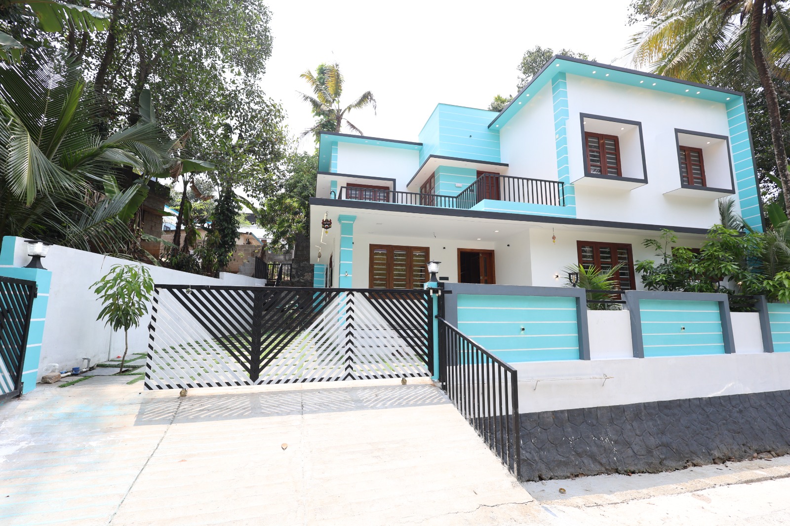 Luxury 4 BHK House for Sale in Vattiyoorkavu – Kachani | 1900 Sq Ft on 5.2 Cents