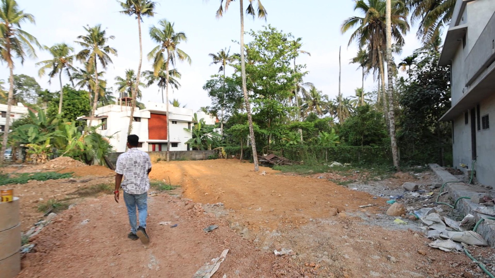 House Plots for Sale Near Peyad Junction, Trivandrum – 4.25 & 10 Cents