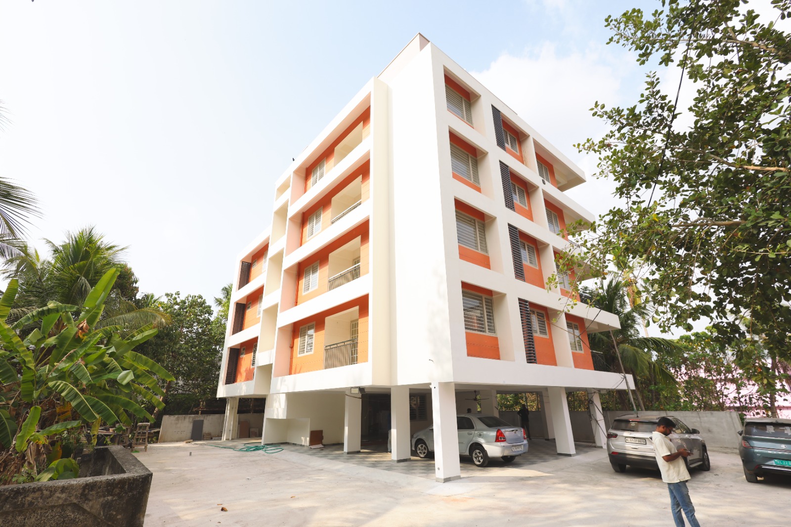 Modern & Affordable 1BHK, 2BHK & 3BHK Flats Near Vattiyoorkavu, Trivandrum!
