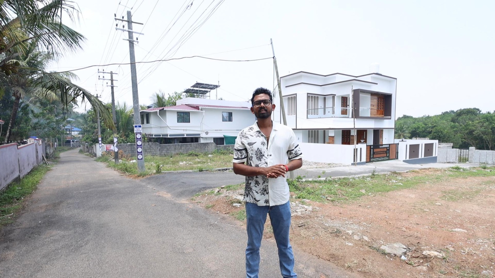 Budget-Friendly House Plots on Sreekaryam–Pothencode Main Road