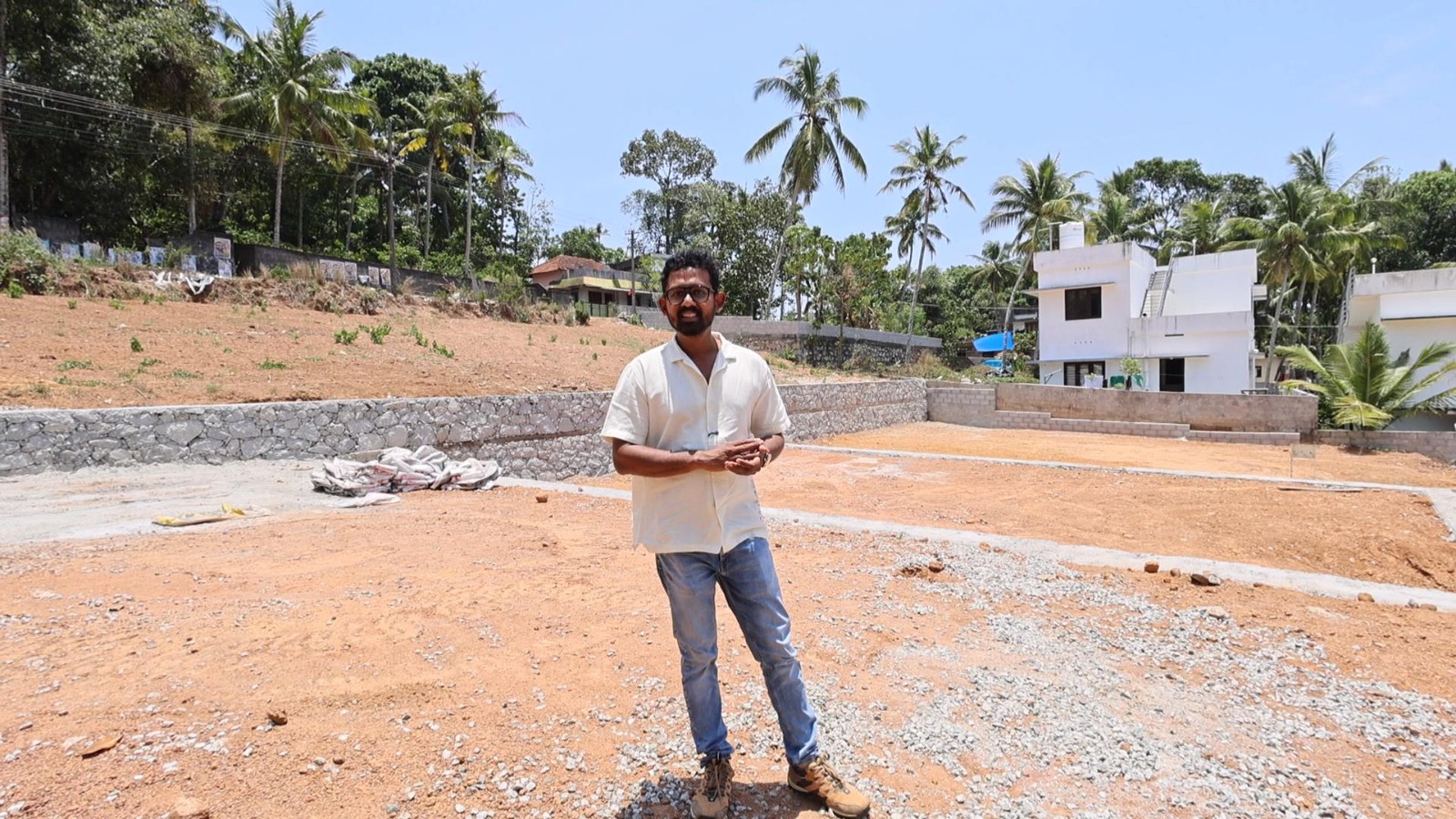 5 Cent House Plots for Sale at Vattappara Junction – Main Road Frontage