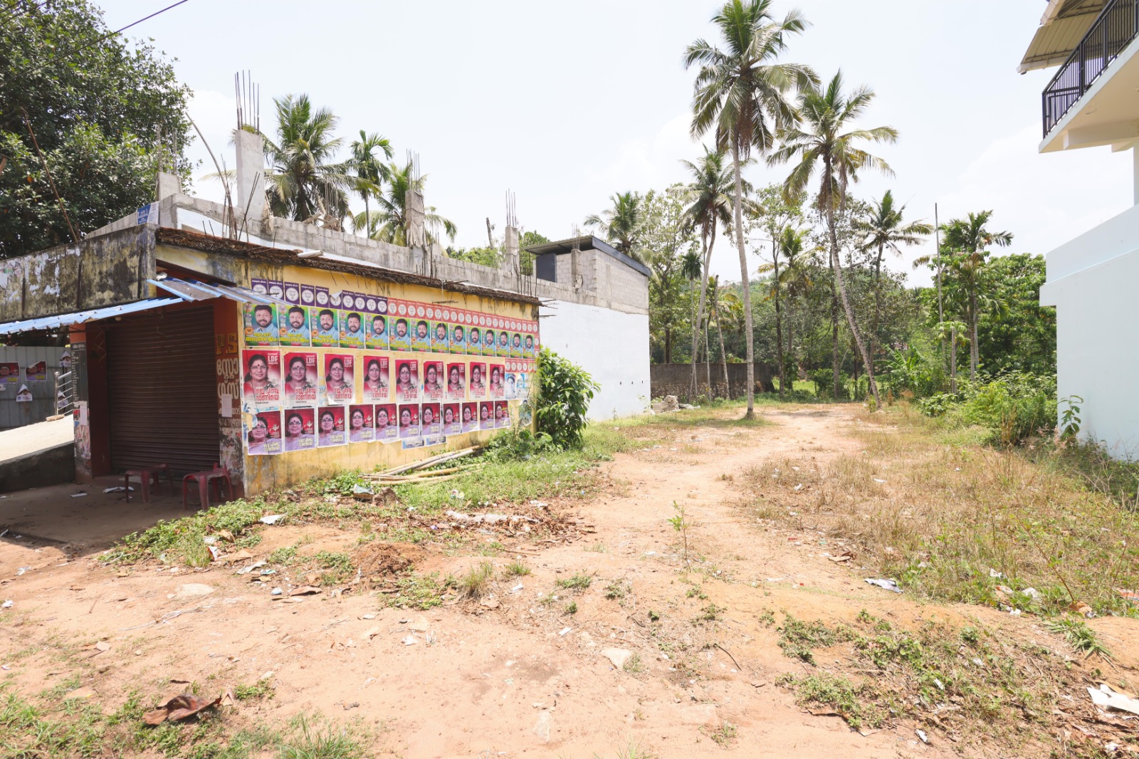 Prime Road Frontage 17.5 cent Property for Sale – MC Road