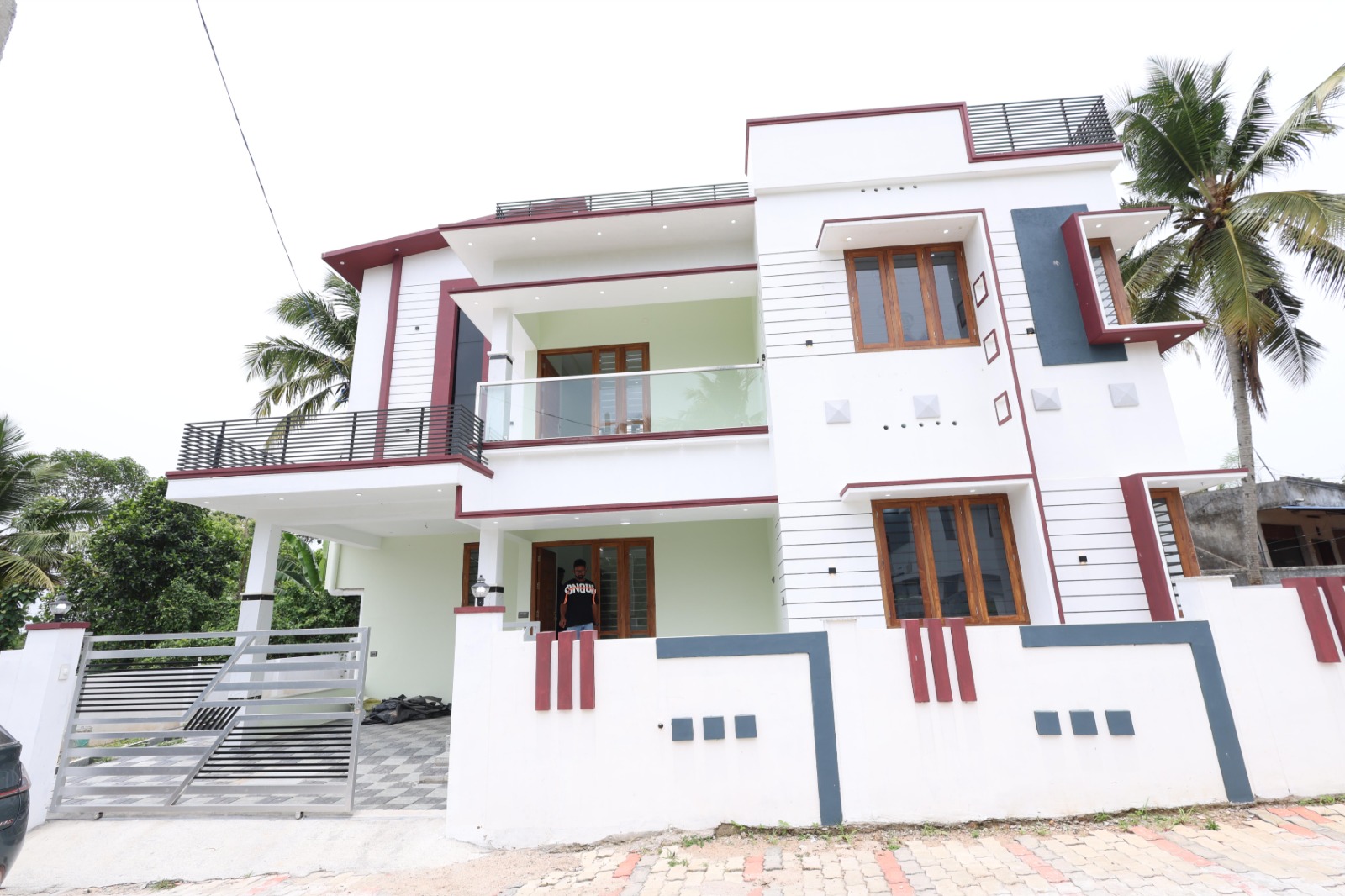 Premium 4 Bedroom House for Sale Near Karyavattom Pullanivila Junction