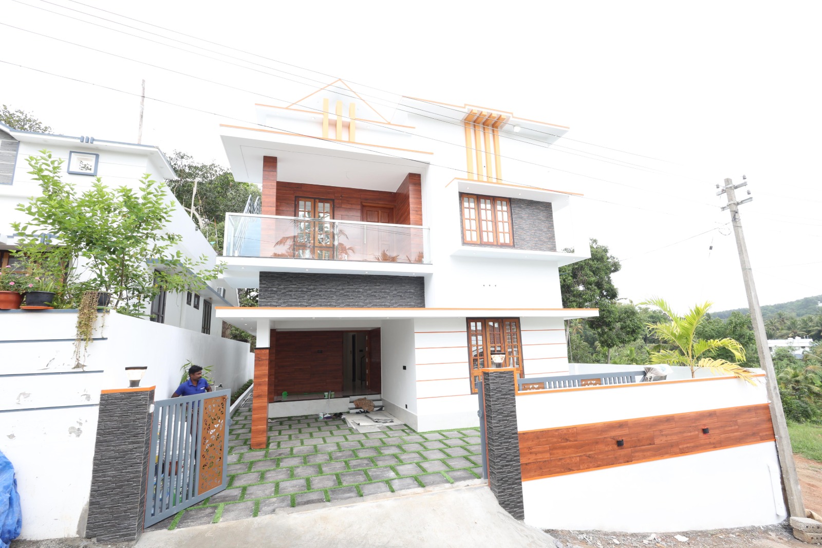 Luxury 4 Bedroom Home for Sale at a Budget-Friendly Price!