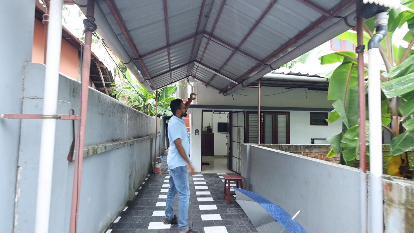 1300 Sq.Ft 2-Storey House on 3.5 Cents Near Palkulangara Devi Temple